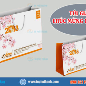 Túi giấy chúc mừng năm mới