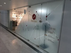 Bảng giá in decal dán quảng cáo mới nhất 2025